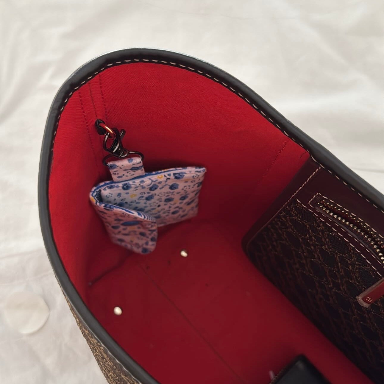 Monedero con llavero